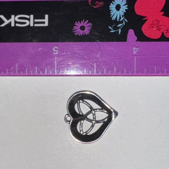Triquetra Heart Design Sterling Silver Pendant - Picture 15 of 16